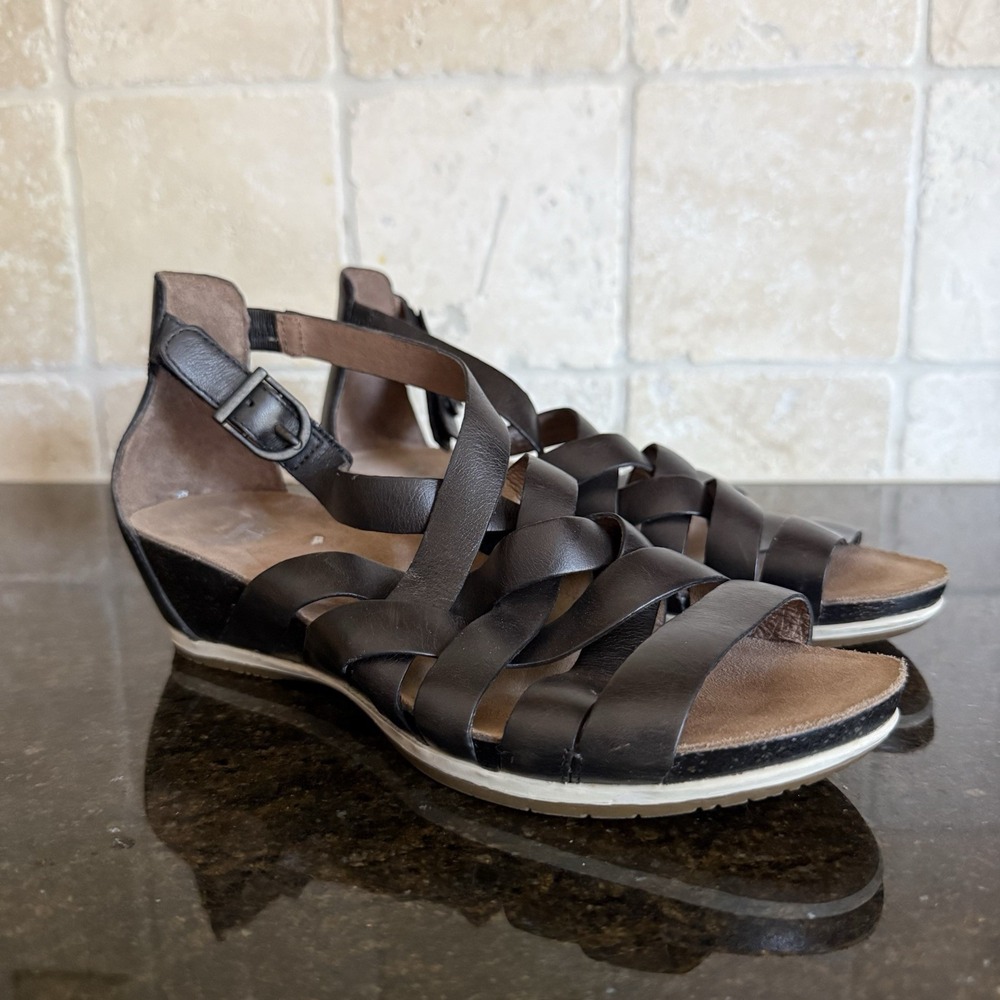 Dansko VIVIAN Black Leather Strappy Wedge Comfort Sandal 37 US 6